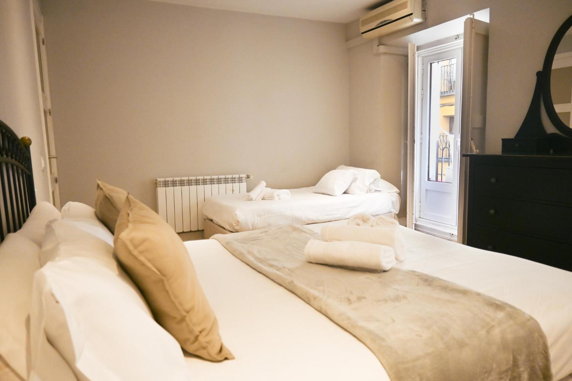For You Rentals Apartment Temporal Madrid Cava Baja-La Latina Cab36 Екстериор снимка